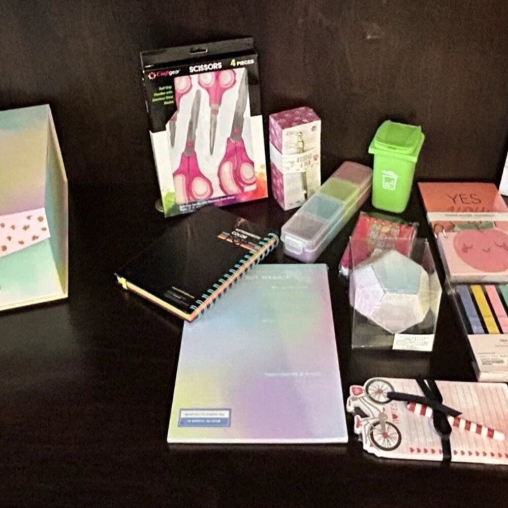 Ultimate Aesthetic Stationery Desk Bundle – 15+ Pieces! (Includes Keepsake Box)